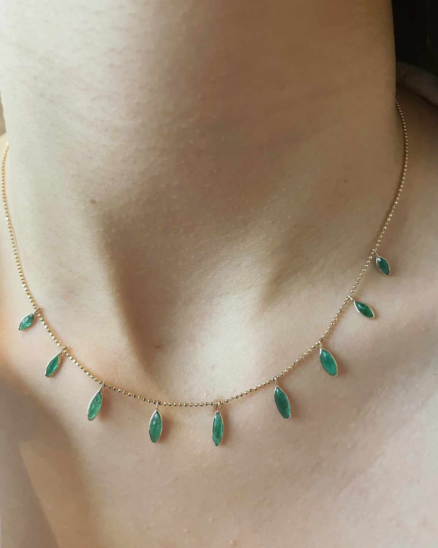 14k Emerald drop necklace 16 inch