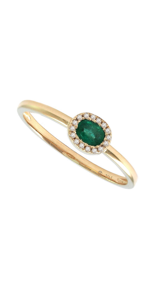 Oval emerald ring