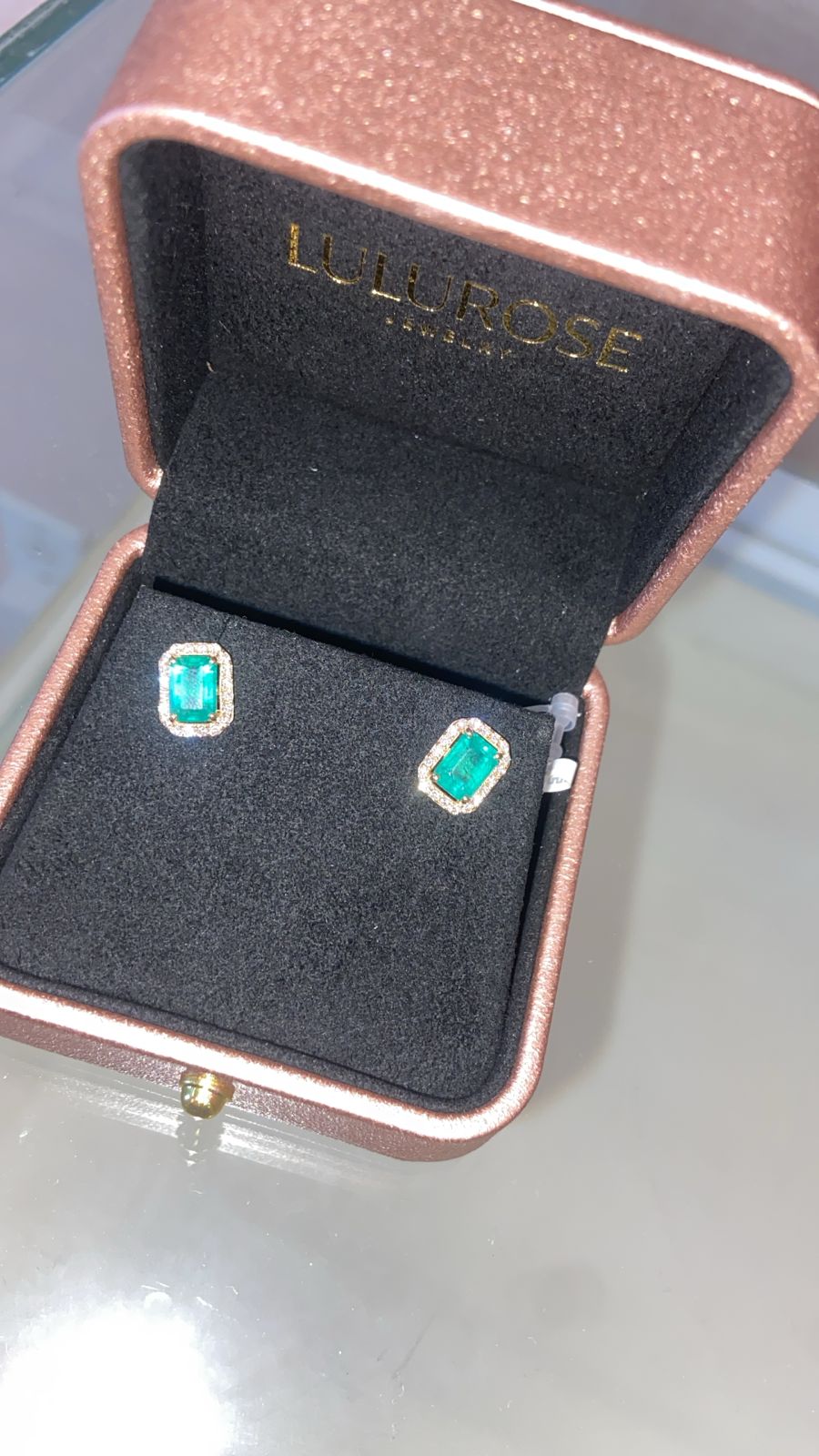 14k Emerald earrings