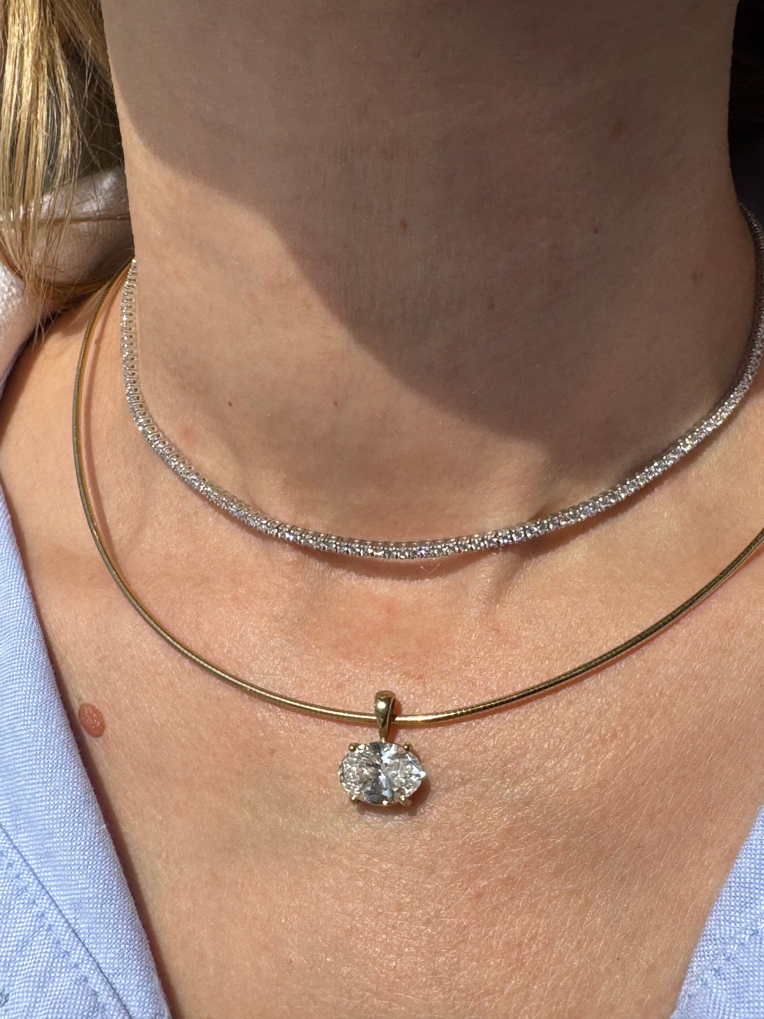 Omega thick flexible necklace