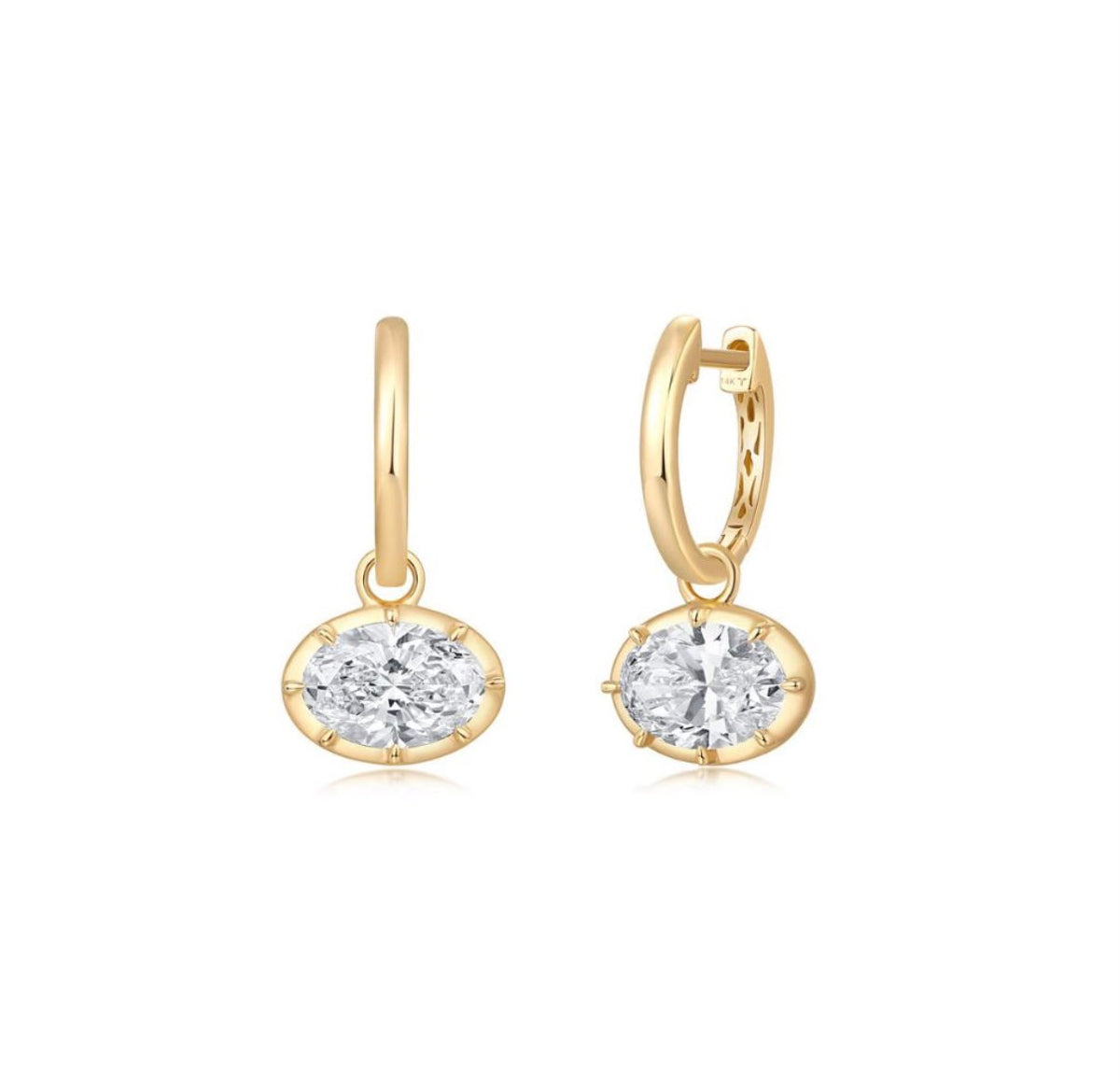Huggies Wt. Oval Pendant