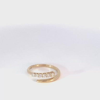 Leslie Ring