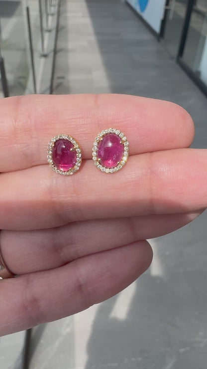 Pink tourmaline with Diamond