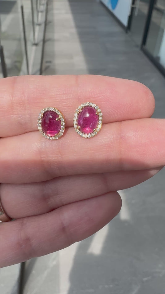 Pink tourmaline with Diamond